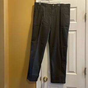 Men’s Tommy Hilfiger chino’s classic fit